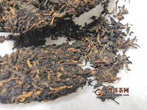 茶湯的透亮度非常漂亮 2018年潤元昌金針白蓮熟茶試用評測報告